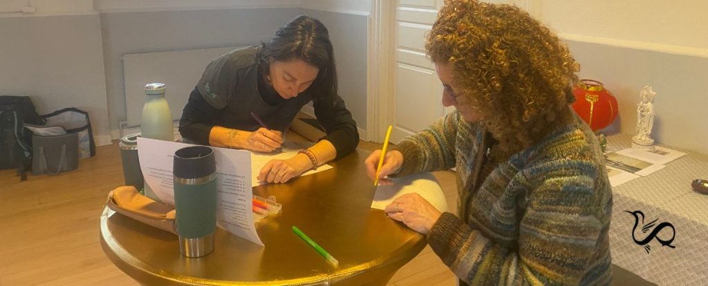 Certificeret Qigong Instruktør uddannelse - gruppearbejde Sara og Gitte