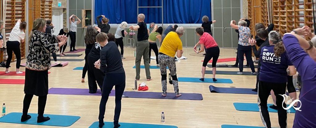 Certificeret Qigonginstruktør uddannelse - Vibeke Fraling instruerer i Qigong